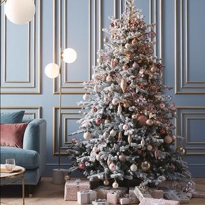 TREAT YOURSELF! 🛍